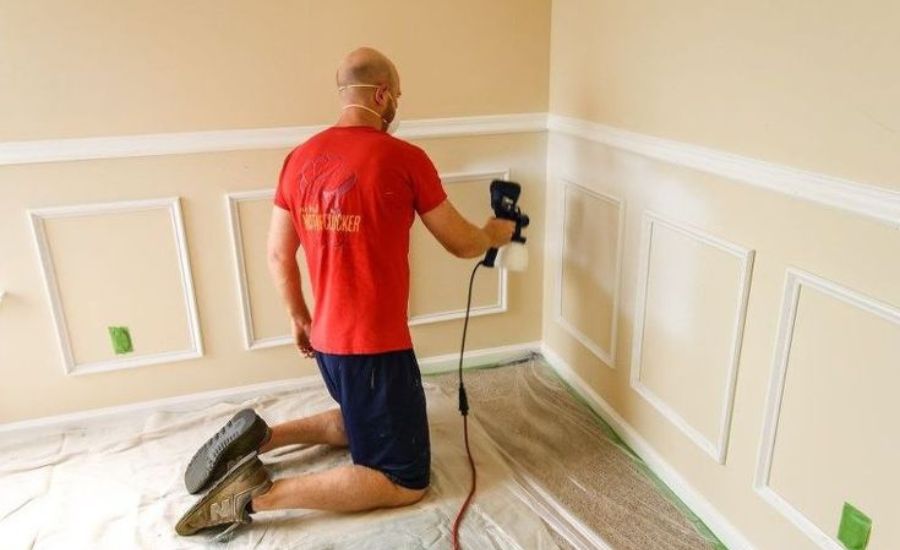 Moulding for Wainscoting: Easy DIY Solutions